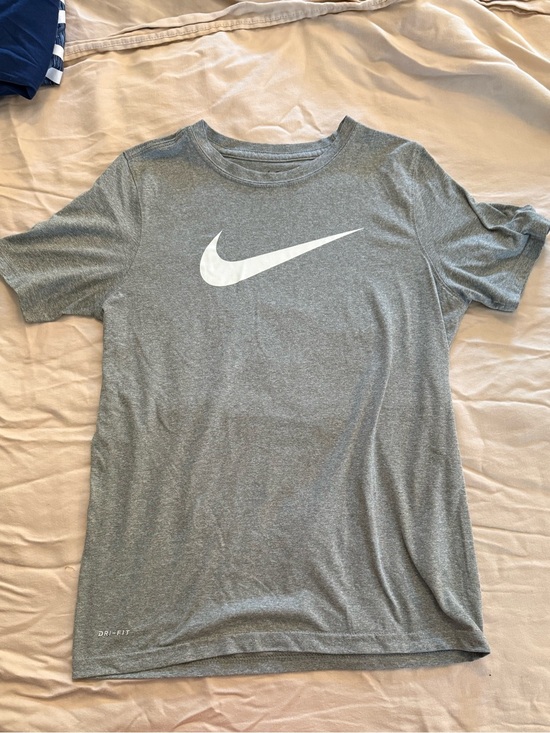 Nike Other - Nike Dri-FIT Youth Large Gray Athletic Training T-Shirt